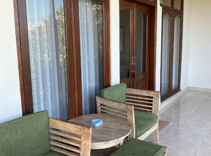Lembongan Lux Hotel 3*